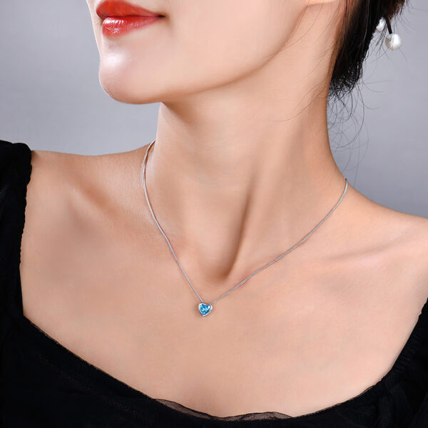 Ocean Heart S925 Sterling Silver Inlaid Zircon Heart-shaped Collarbone Necklace - Image 5