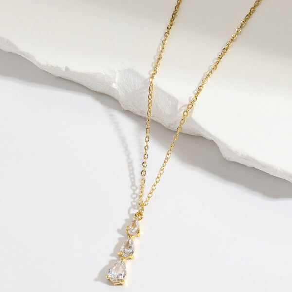 Fashion Simple Zircon Clavicle Chain All-matching Graceful Water Drop Pendant Necklace - Image 6