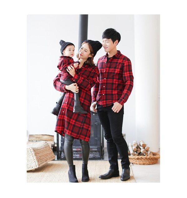 Red Plaid Parent-Child Shirt – Stylish Mother and Child Outfit