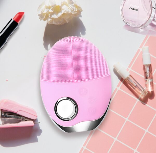 Wireless charging skin cleansing beauty instrument electric cleaning brush ultrasonic vibration wash brush - Image 4