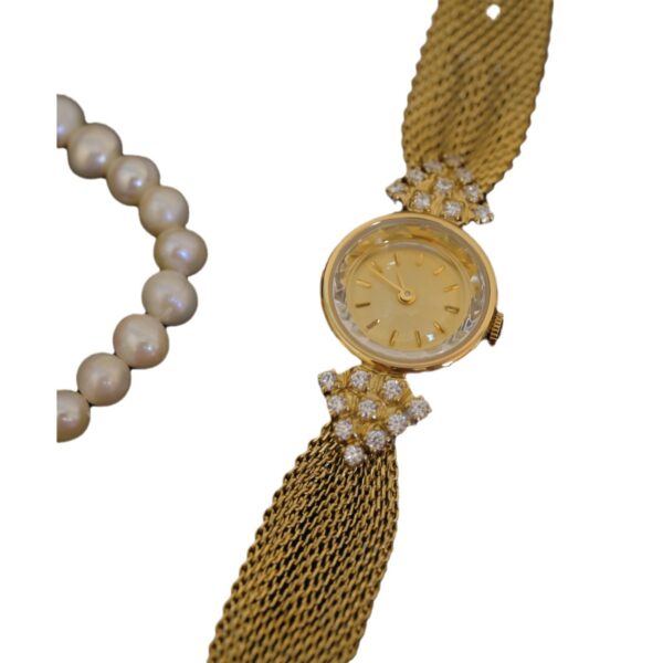 Exquisite Vintage Diamond Quartz Women's Watch - Image 5