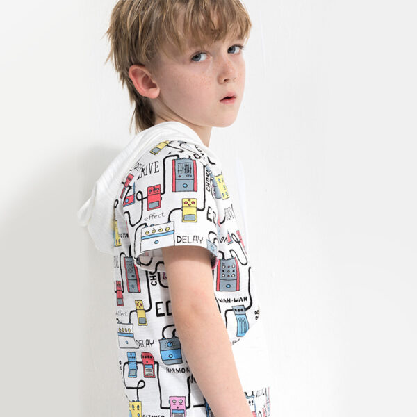 Cartoon print boy's hooded short sleeve t-shirt - Image 3