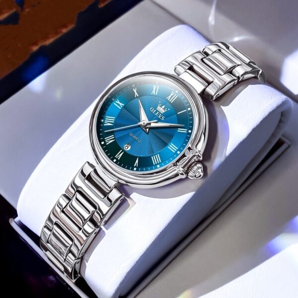 Queen's Luxury Luminous Waterproof Watch - Image 2