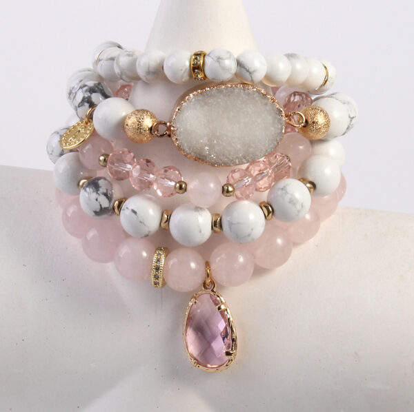 Elegant Women's Pink Crystal Cluster Bracelet - Image 6