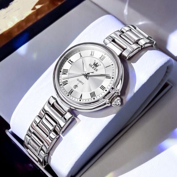 Queen's Luxury Luminous Waterproof Watch - Image 6