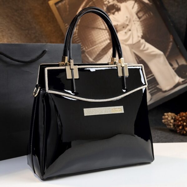 Elegant Women's Fashion Shoulder Bag – Patent Leather Chic - Image 3